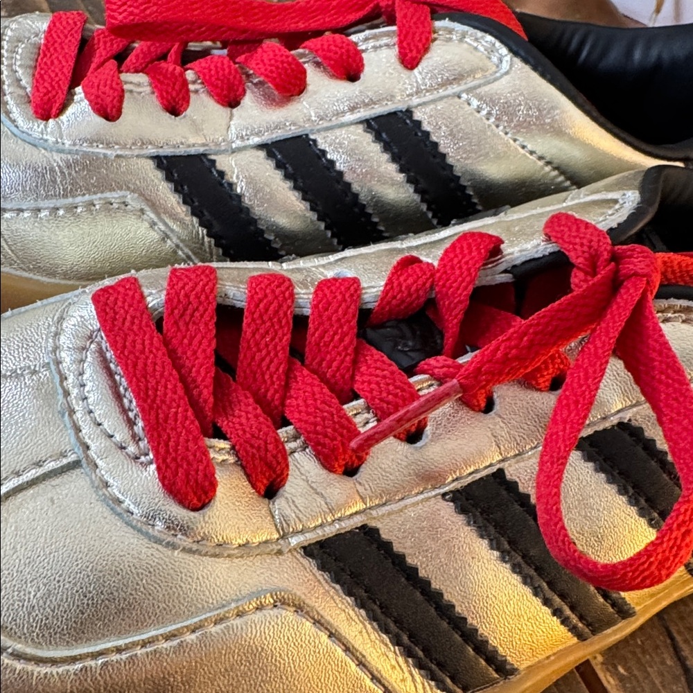 Adidas x Gucci Mens Gazelle Metallic Gold Sneakers with Red Laces - Picture 10 of 14